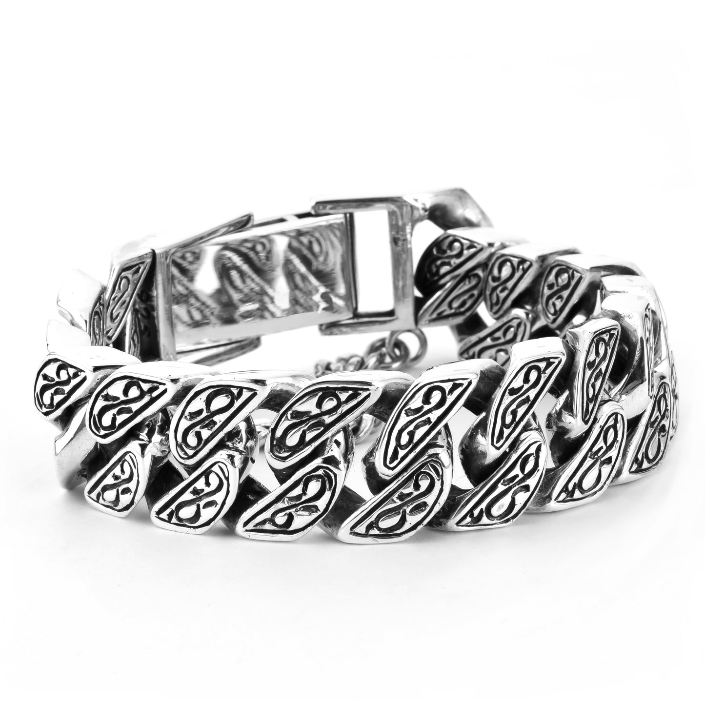 Lion Engraving Bracelet